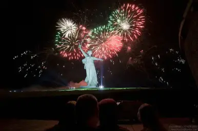 Салюты Родины : 조국의 축포들 (웅장, 당당, 희망, 활기)