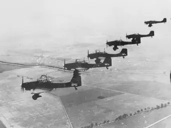 StuKa JU-87 siren (급강하 폭격기)